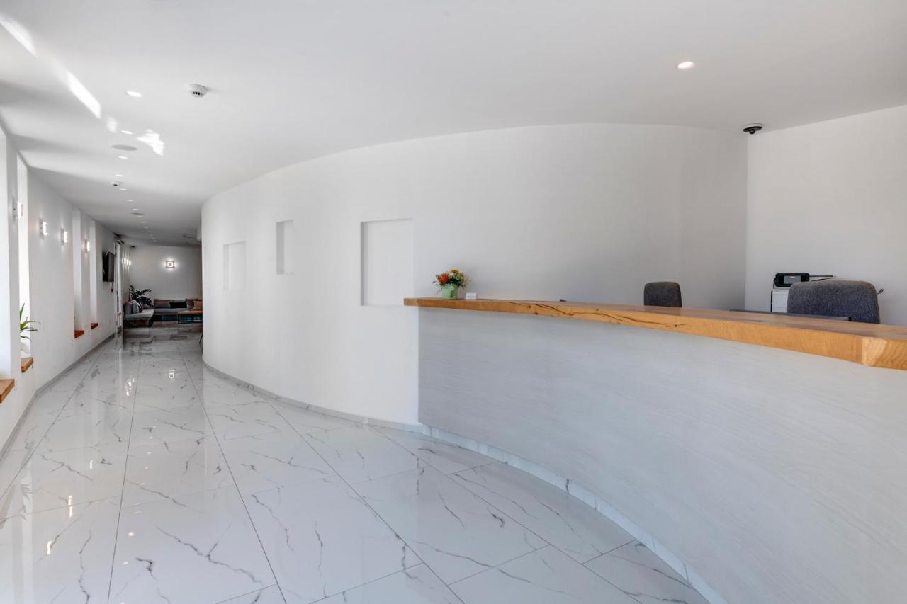 Makis Place Тоурлос Экстерьер фото